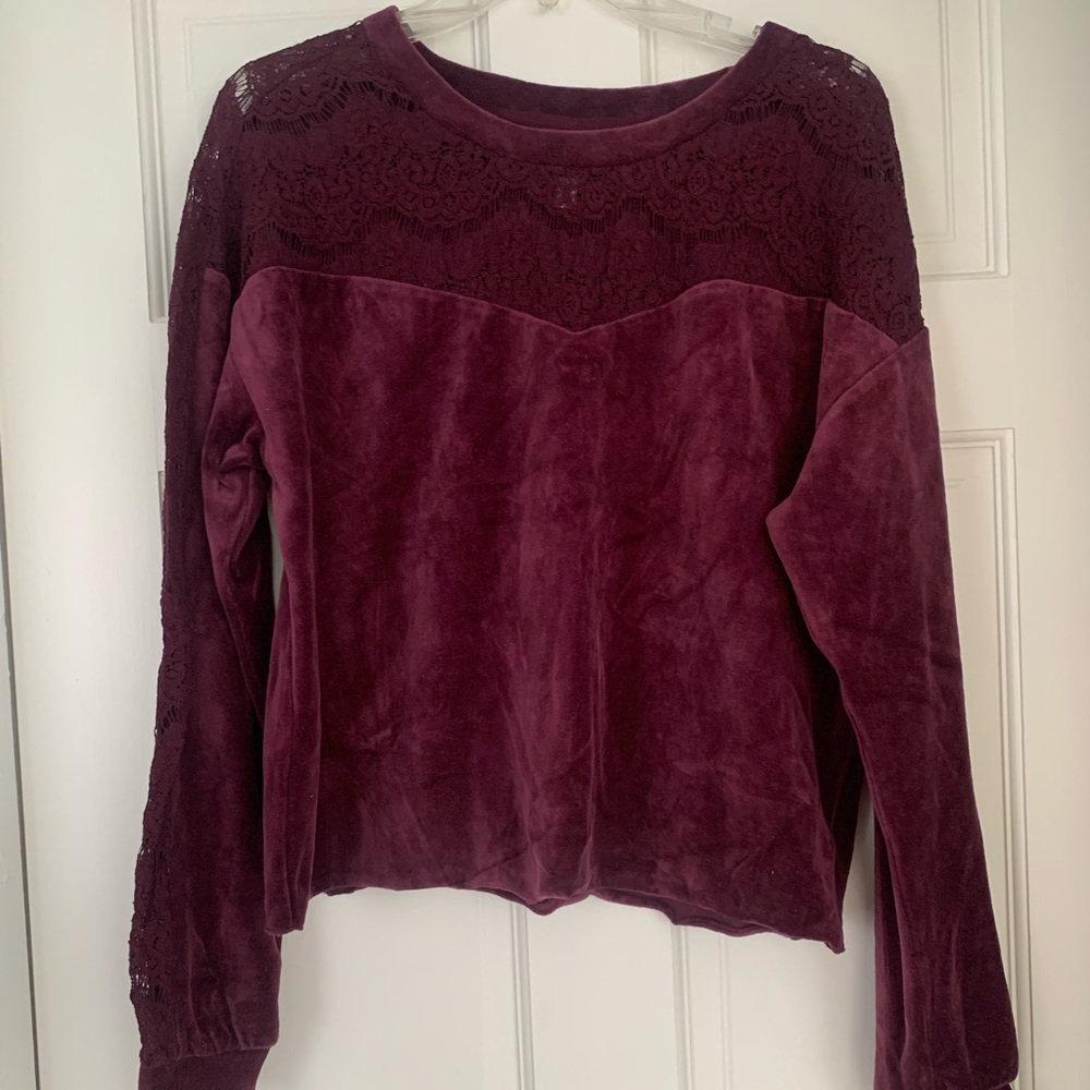 Xhilaration Cropped Sweater